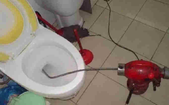 中卫马桶通下水